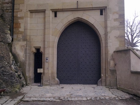 Vstup na druhé nádvoří