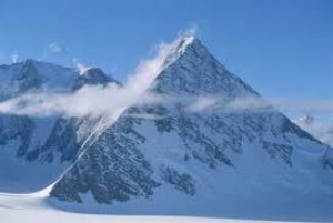 pyramida-antarktida-2.jpg